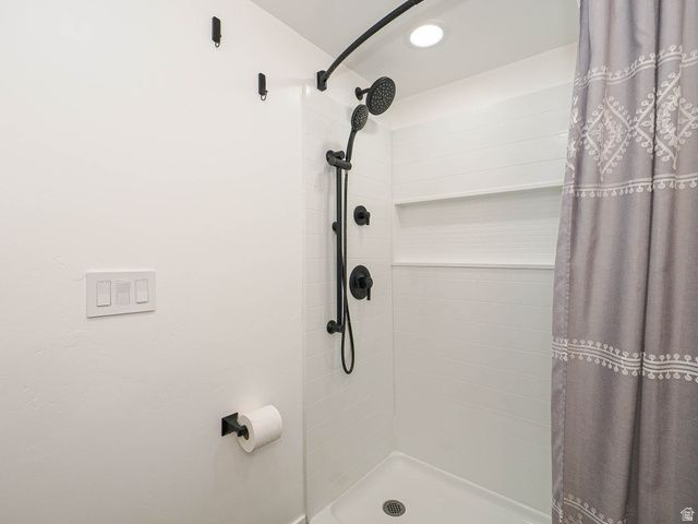 2087 E WEEPING WILLOW WAY, Eagle Mountain, UT 84005