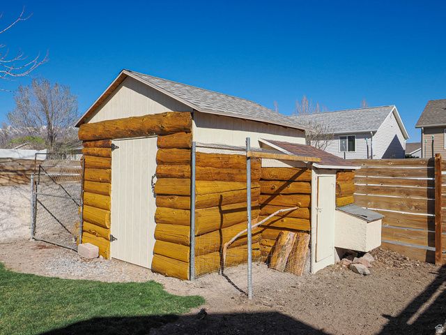 2087 E WEEPING WILLOW WAY, Eagle Mountain, UT 84005