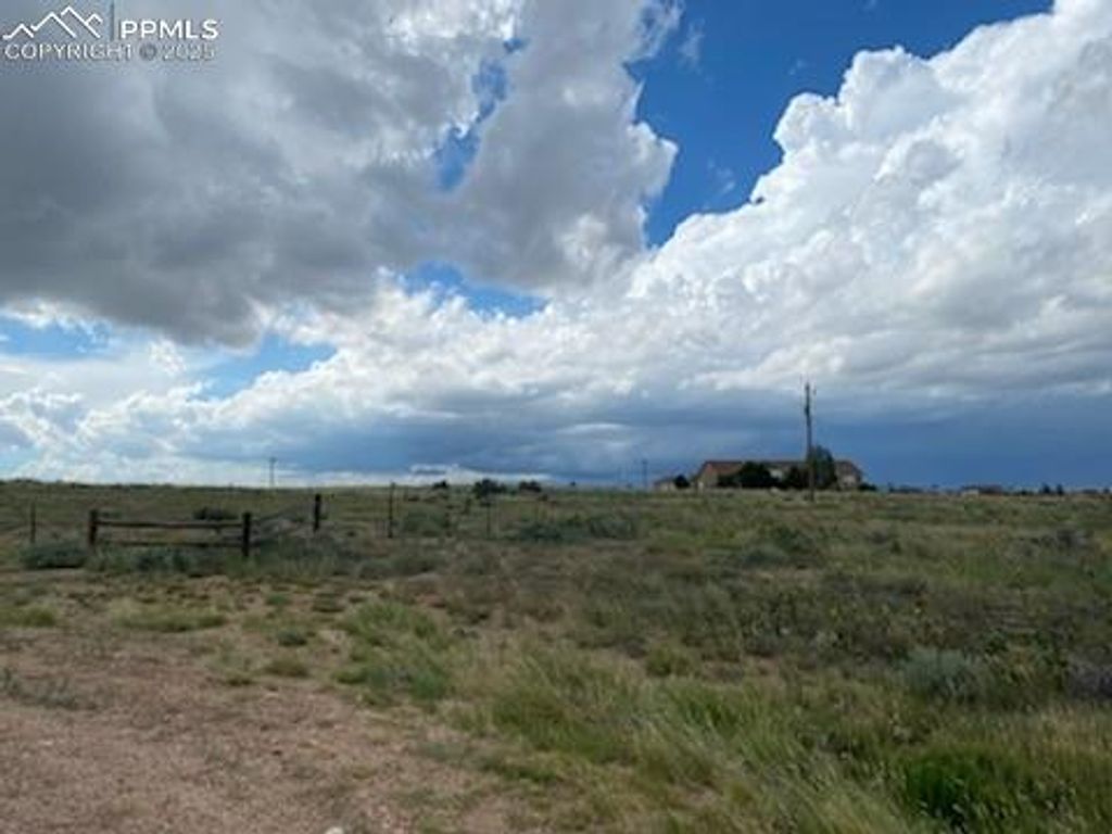 1895 E Frying Pan Drive, Pueblo West, CO 81007 — photo 2