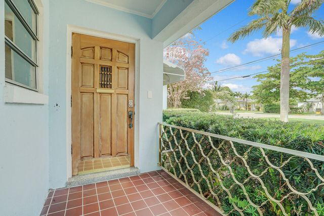 3410 Poinsettia Avenue, West Palm Beach, FL 33407