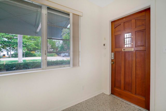 3410 Poinsettia Avenue, West Palm Beach, FL 33407
