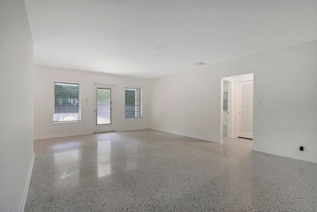 3410 Poinsettia Avenue, West Palm Beach, FL 33407