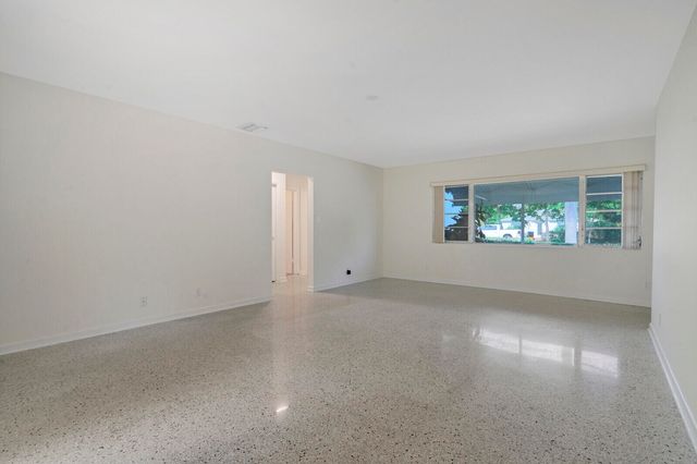 3410 Poinsettia Avenue, West Palm Beach, FL 33407