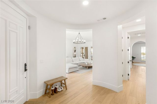 3273 Birchwood Park, Las Vegas, NV 89141