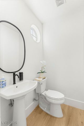 3273 Birchwood Park, Las Vegas, NV 89141