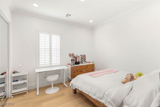 3273 Birchwood Park, Las Vegas, NV 89141