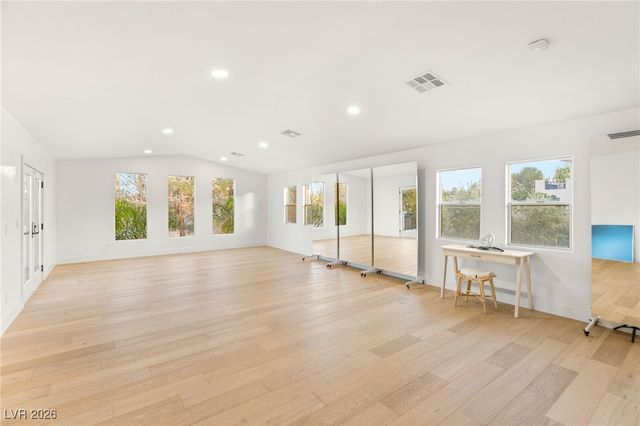 3273 Birchwood Park, Las Vegas, NV 89141