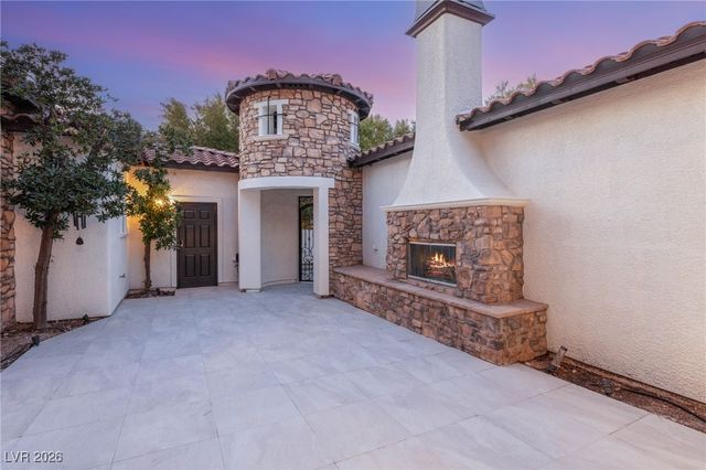 3273 Birchwood Park, Las Vegas, NV 89141