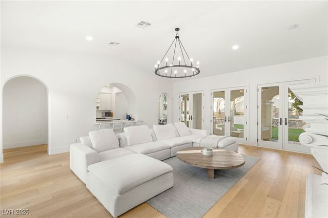 3273 Birchwood Park, Las Vegas, NV 89141