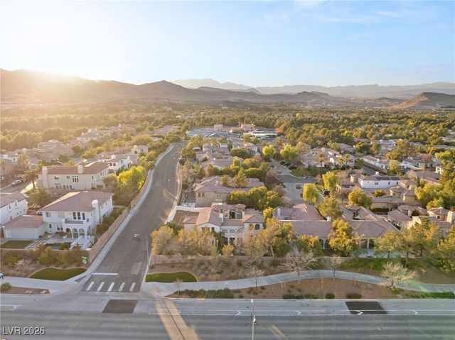 3273 Birchwood Park, Las Vegas, NV 89141