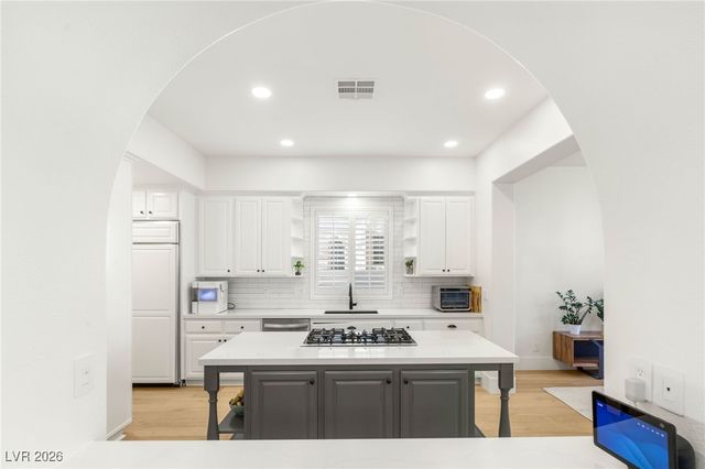 3273 Birchwood Park, Las Vegas, NV 89141