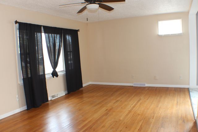 2104 N Ohio Avenue, Davenport, IA 52804