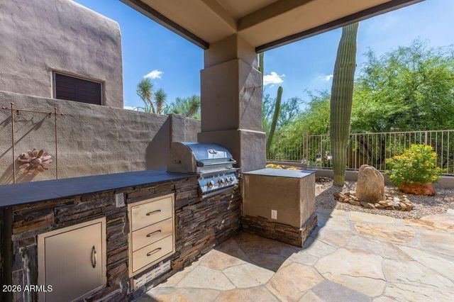 9621 E Chuckwagon Lane, Scottsdale, AZ 85262