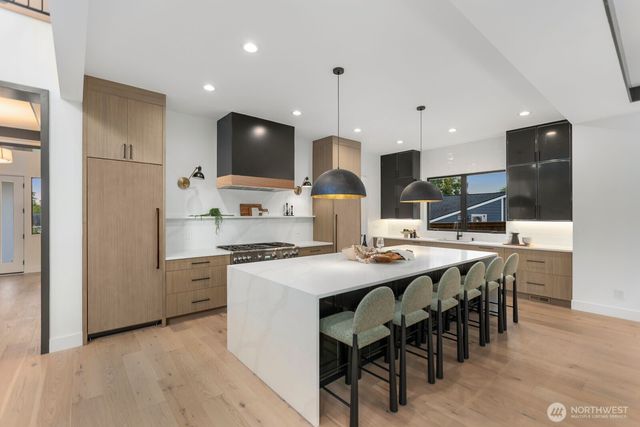 1755 173rd Avenue NE, Bellevue, WA 98008