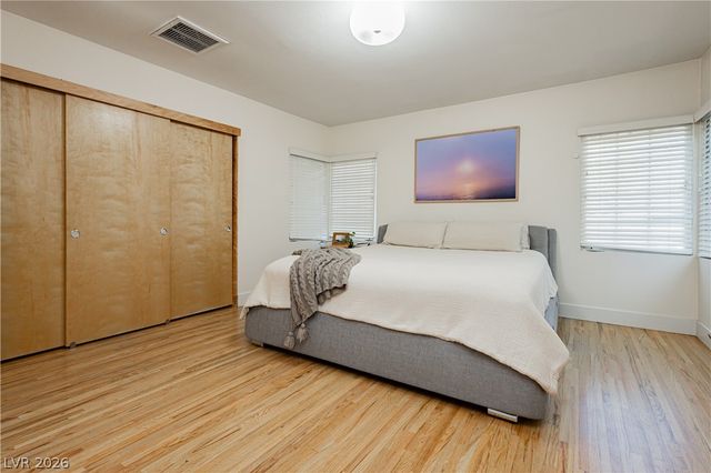 1140 South 6th Street, Las Vegas, NV 89104