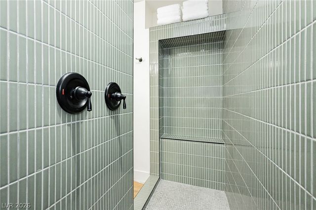 1140 South 6th Street, Las Vegas, NV 89104