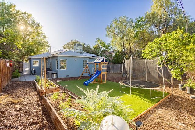 1140 South 6th Street, Las Vegas, NV 89104