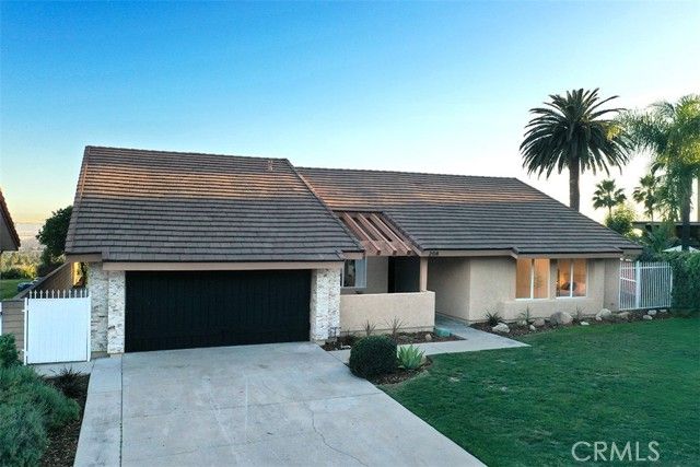 208 Canyon Crest, Monrovia, CA 91016