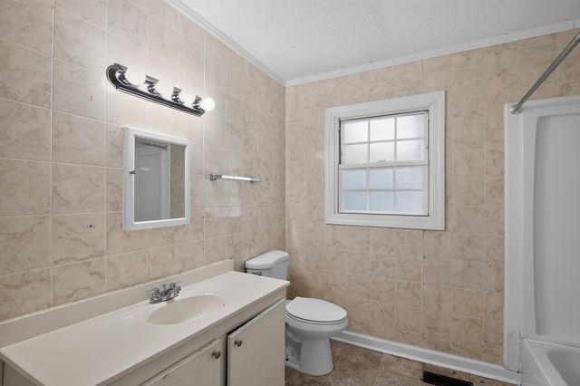 53 Templewood Drive, Greenville, SC 29611