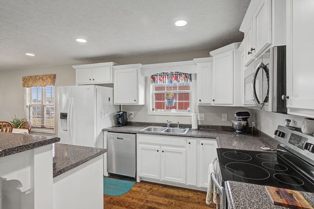 109 Tanesha Ct, Portland, TN 37148