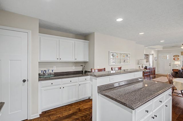 109 Tanesha Ct, Portland, TN 37148