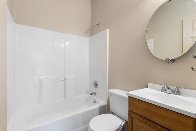 1235 E Leuda Street, Fort Worth, TX 76104