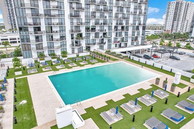 5300 NW 85th Ave 1604, Doral, FL 33166