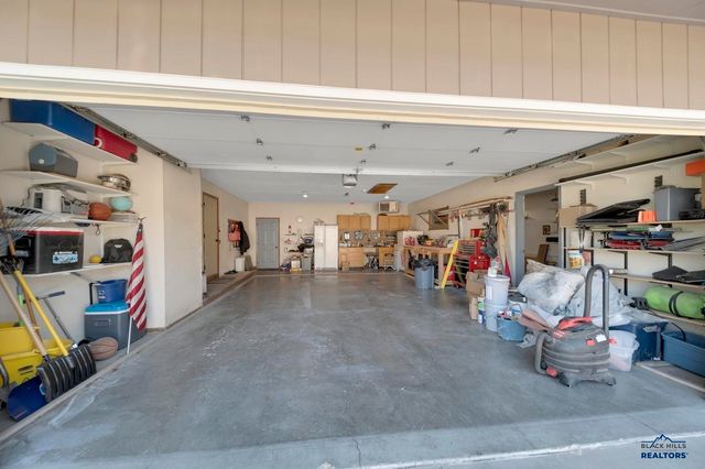 7376 KINGBIRD CT, Rapid City, SD 57702