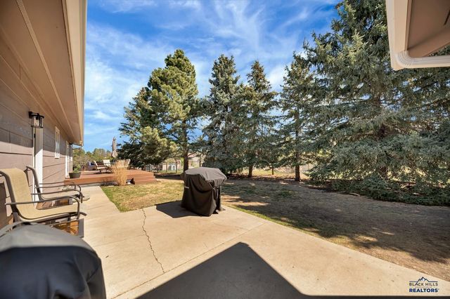 7376 KINGBIRD CT, Rapid City, SD 57702