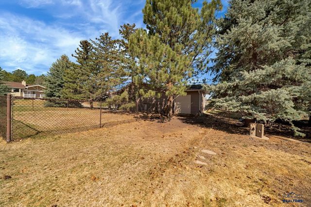 7376 KINGBIRD CT, Rapid City, SD 57702