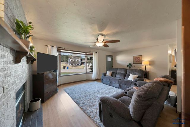 7376 KINGBIRD CT, Rapid City, SD 57702