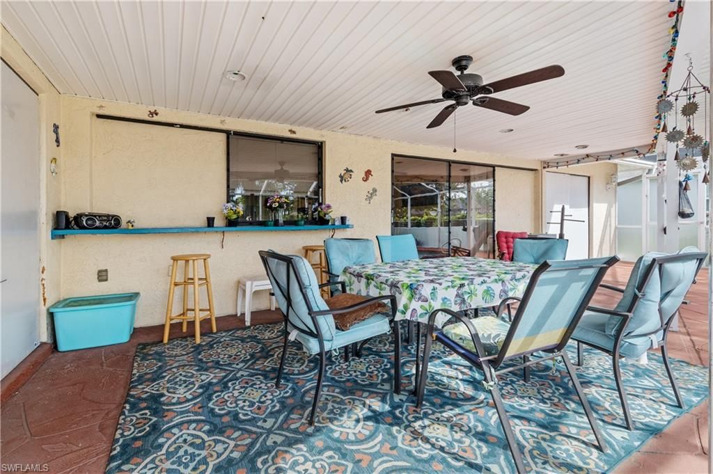 Image 13 of property listing at 1120 SE 29th TER, Cape Coral, FL 33904