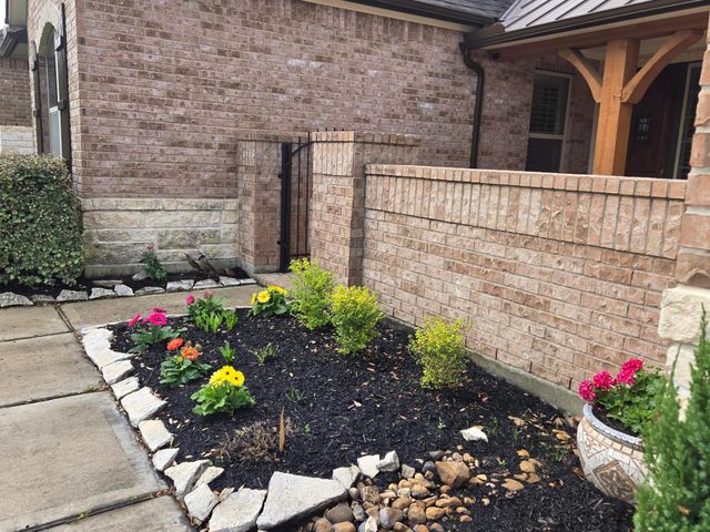 16715 Glenwood Drive, Cypress, TX 77433