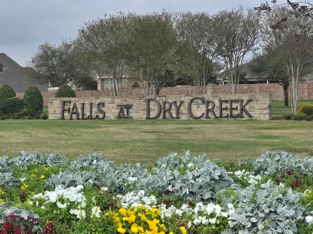 16715 Glenwood Drive, Cypress, TX 77433