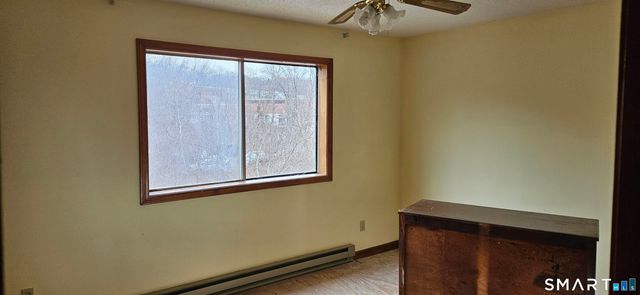 168 Mulloy Road APT 10, Waterbury, CT 06705