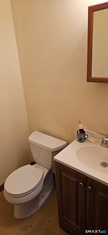 168 Mulloy Road APT 10, Waterbury, CT 06705