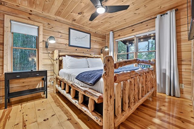 89 N Whitepath Circle, Ellijay, GA 30540