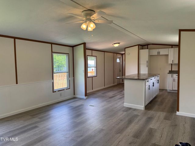 118 Clover, Jonesborough, TN 37659