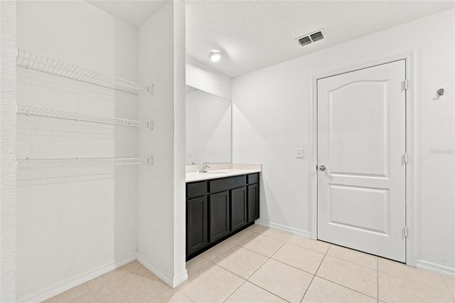 2166 MANDARIN LOOP, Dundee, FL 33838