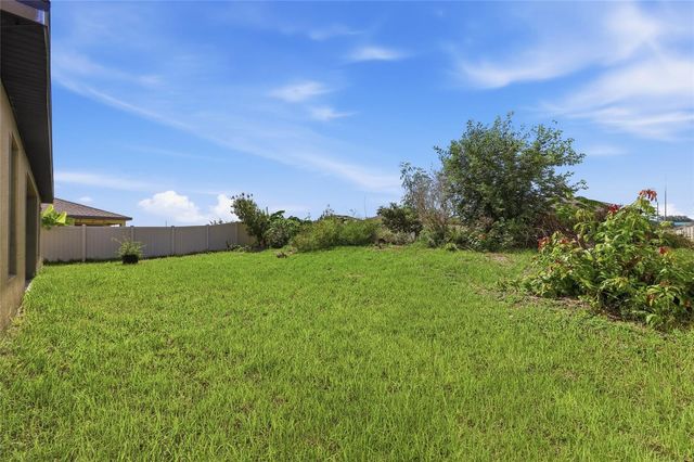 2166 MANDARIN LOOP, Dundee, FL 33838