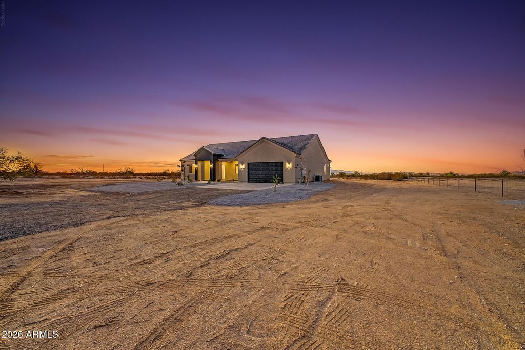 18794 W BEECHNUT Drive, Buckeye, AZ 85326 — photo 4