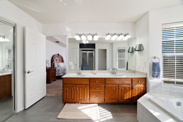 214 1501 Spur, Deport, TX 75435