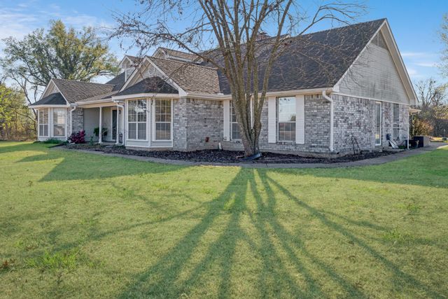 214 1501 Spur, Deport, TX 75435