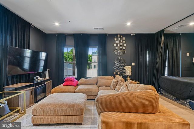 3822 POLO PL, Upper Marlboro, MD 20772