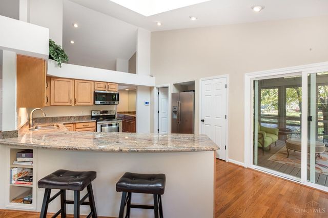 8126 Baywood Court, Maineville, OH 45039