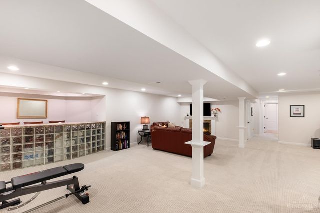 8126 Baywood Court, Maineville, OH 45039