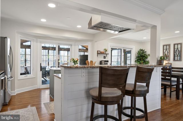 3809 MOSS DR, Annandale, VA 22003