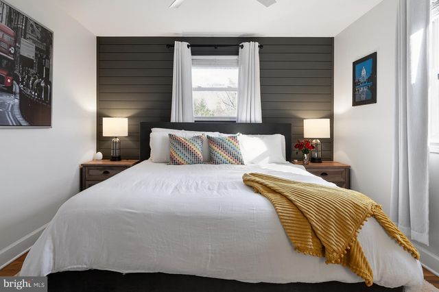 3809 MOSS DR, Annandale, VA 22003