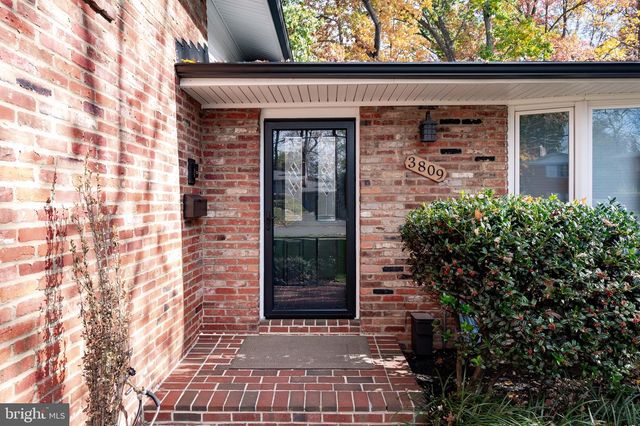 3809 MOSS DR, Annandale, VA 22003
