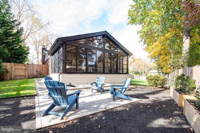 3809 MOSS DR, Annandale, VA 22003